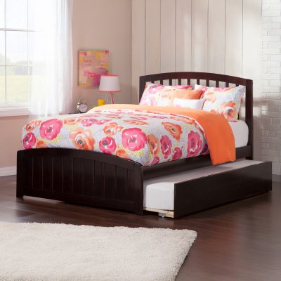 Richmond Platform Bed with Matching Footboard & Trundle